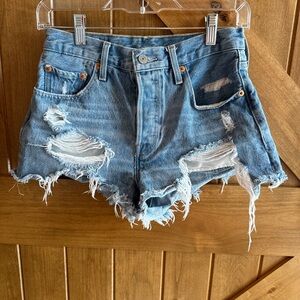 Levi’s women’s waist 25 blue jean shorts
